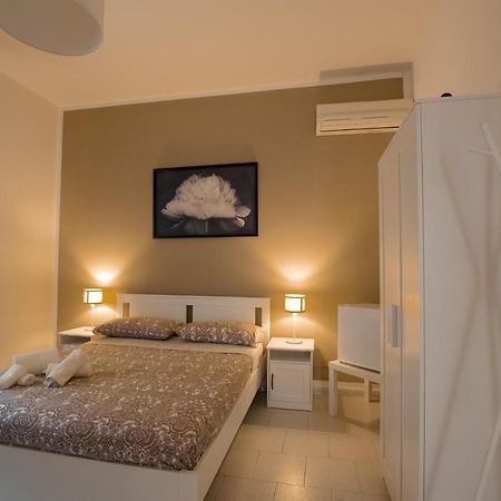 Living Salerno B&B Ngoại thất bức ảnh